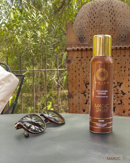 🤶 JOUR 20 : DÉFI BOTAN 🤶Emportez un peu de BOTAN dans vos instants de vacances ✨
Que ce soit un week-end à la montagne, une escapade citadine ou quelques jours de détente, votre produit préféré devient votre allié pour rayonner et savourer chaque moment 💛#botan #botancosmetics #calendrierdelavent2025 #christmas #momentdebeaute #spraytanpro #bronzagenaturel #beautehivernale #vacancesglowy #lifestylebeaute  #spraytan #soinpeau #eclatnaturel