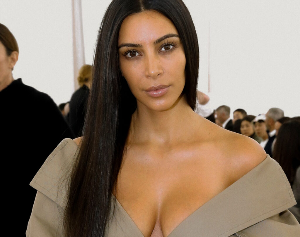 spray tan kim kardashian