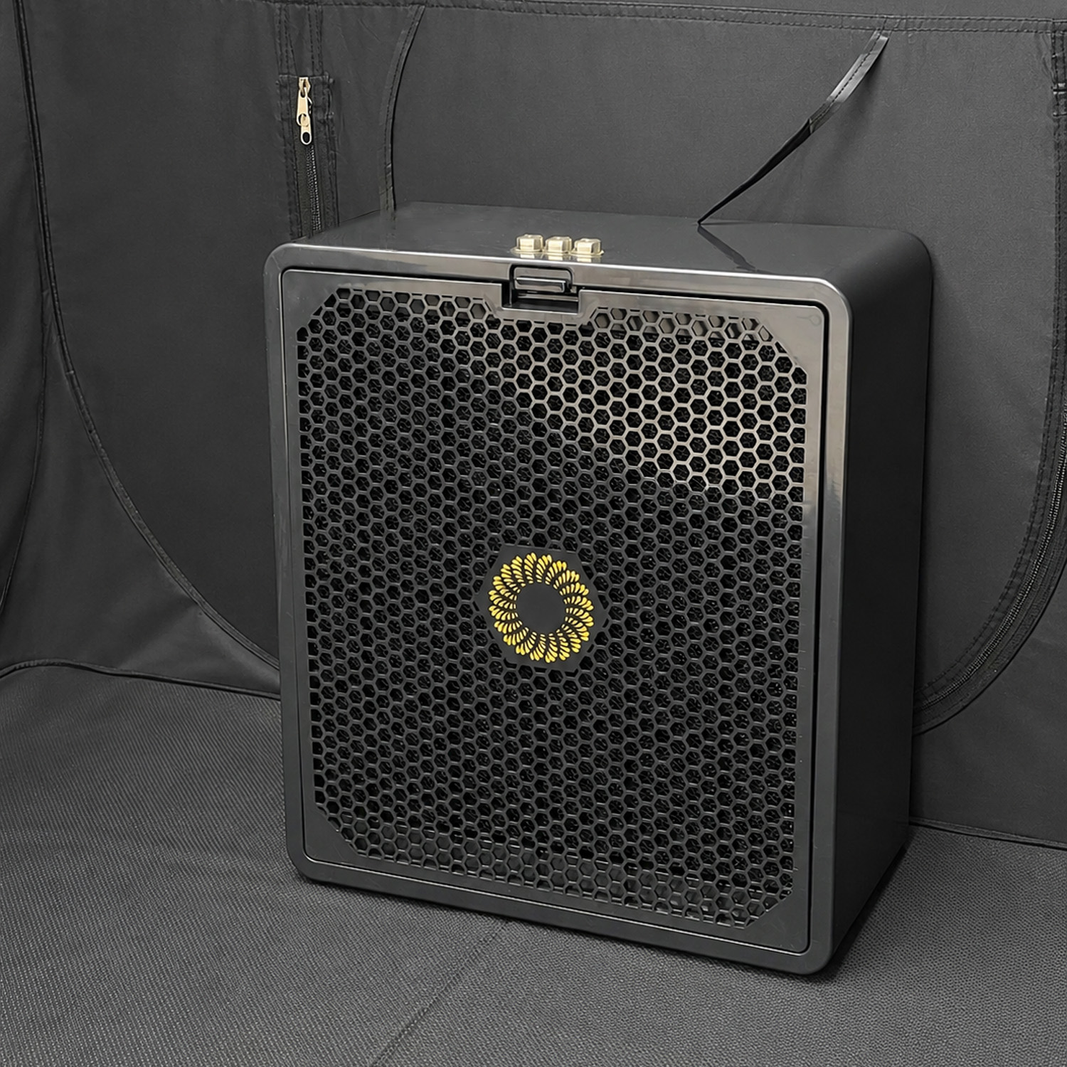 filtered air extractor