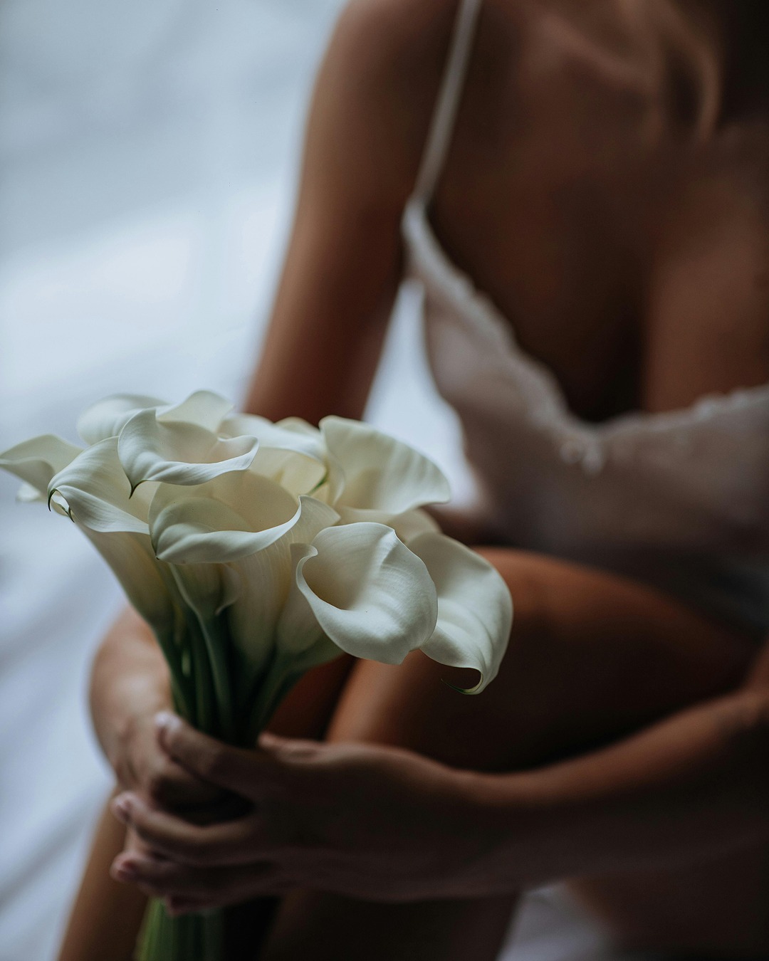 Le jour J, chaque détail compte.
Une peau lumineuse, uniforme, qui s’accorde naturellement à l’émotion du moment et aux images qui restent.#botancosmetics #spraytan #mariage #institutdebeaute